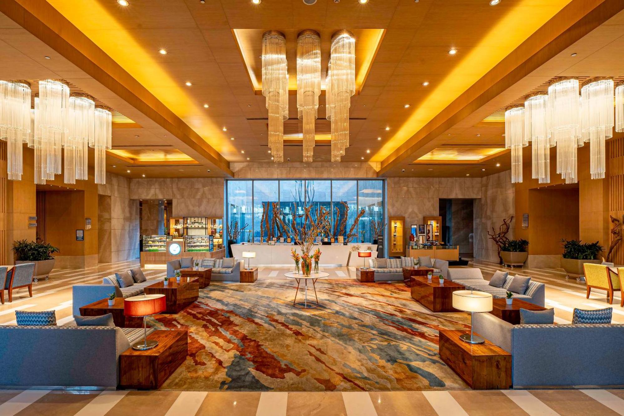 Radisson Blu Hotel Amritsar Zewnętrze zdjęcie Lobby